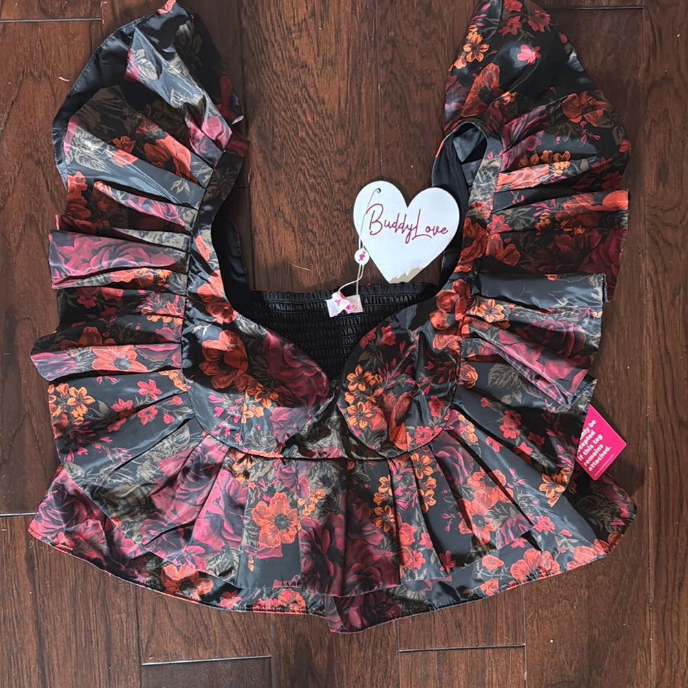 Buddy Love Women's Floral Top - Black and Red
